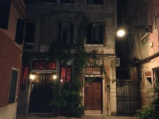 Palazzo Eugenia - Minelli Bed and Breakfast Venetië Bed & Breakfast