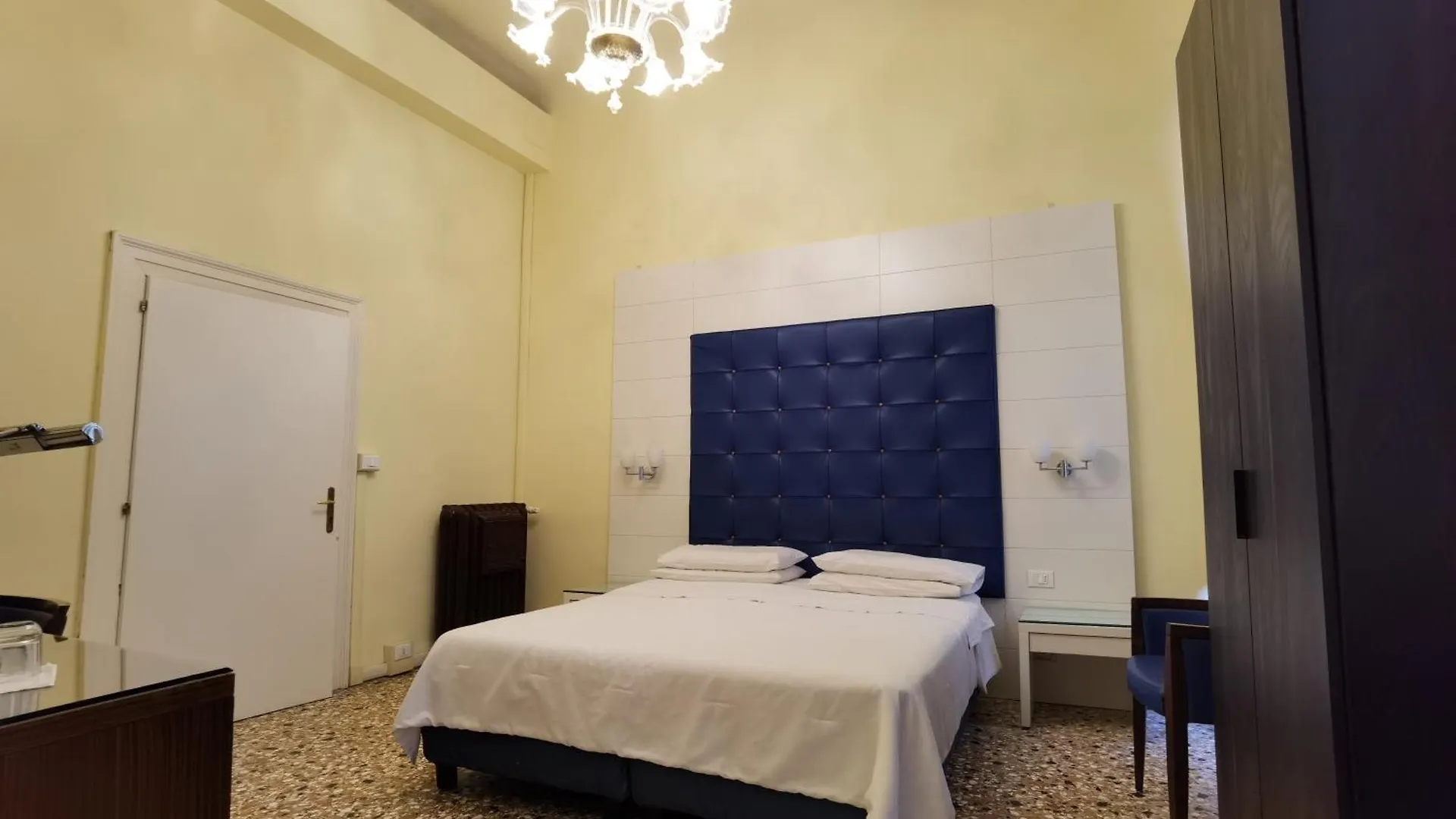 Palazzo Eugenia - Minelli Bed and Breakfast Venetië